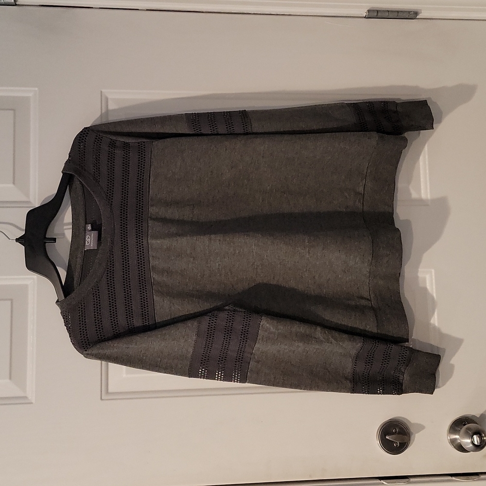 Daisy Fuentes Long Sleeve T-shirt Size M
